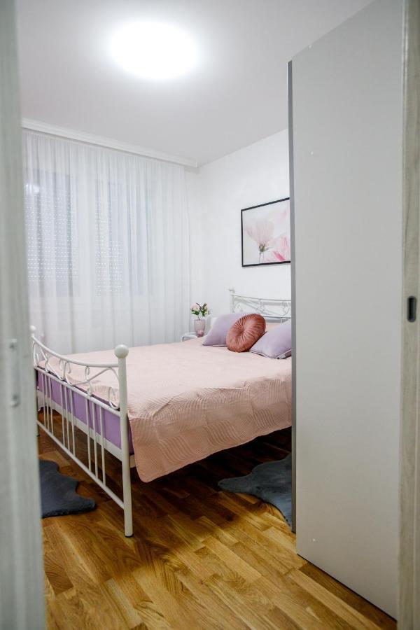 Tik Tak Apartman ซูโบติกา ภายนอก รูปภาพ