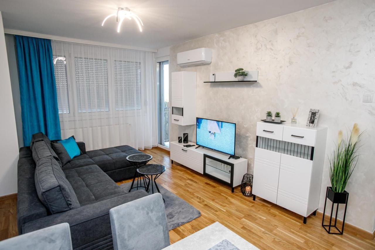 Tik Tak Apartman ซูโบติกา ภายนอก รูปภาพ